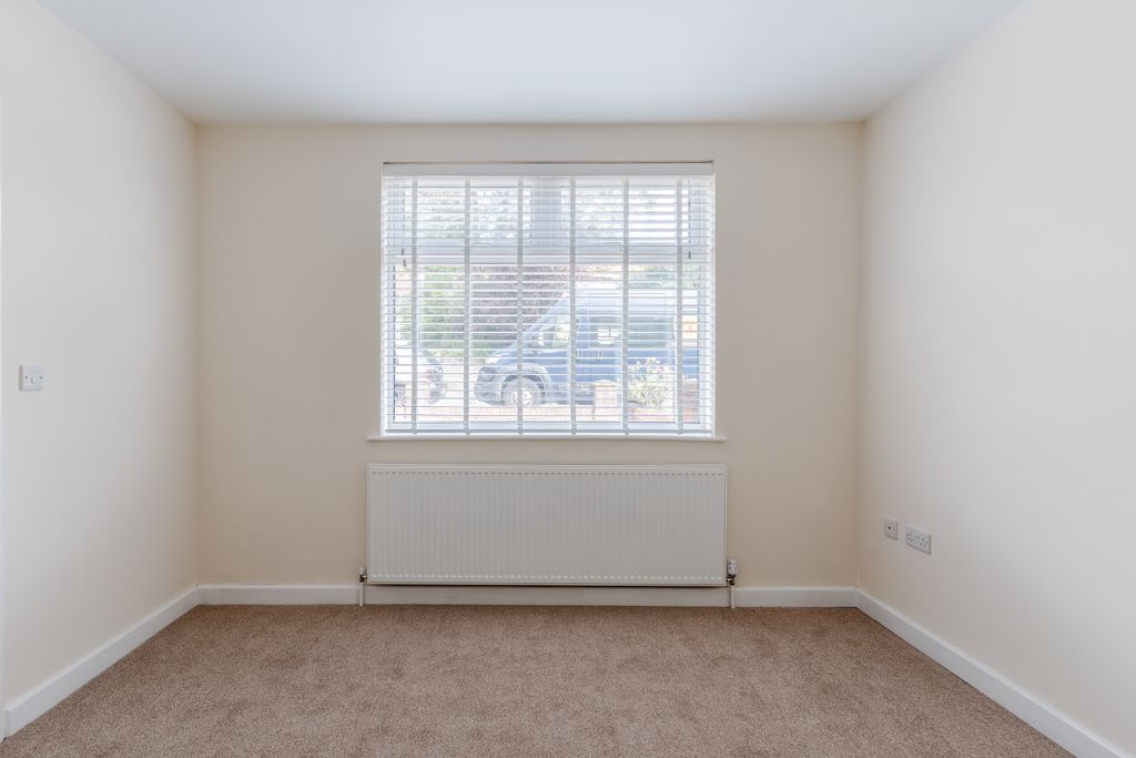Property photo 3 of 19 Photo 3