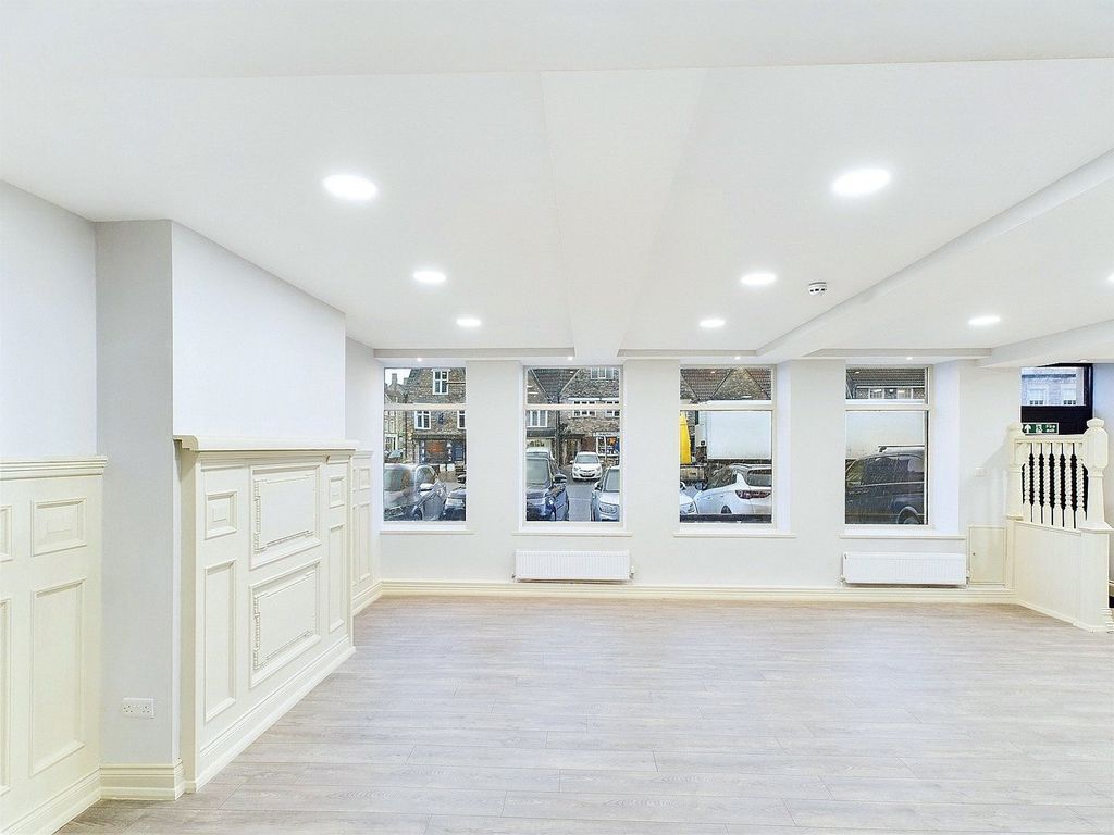 Property photo 3 of 17 Picture No. 03