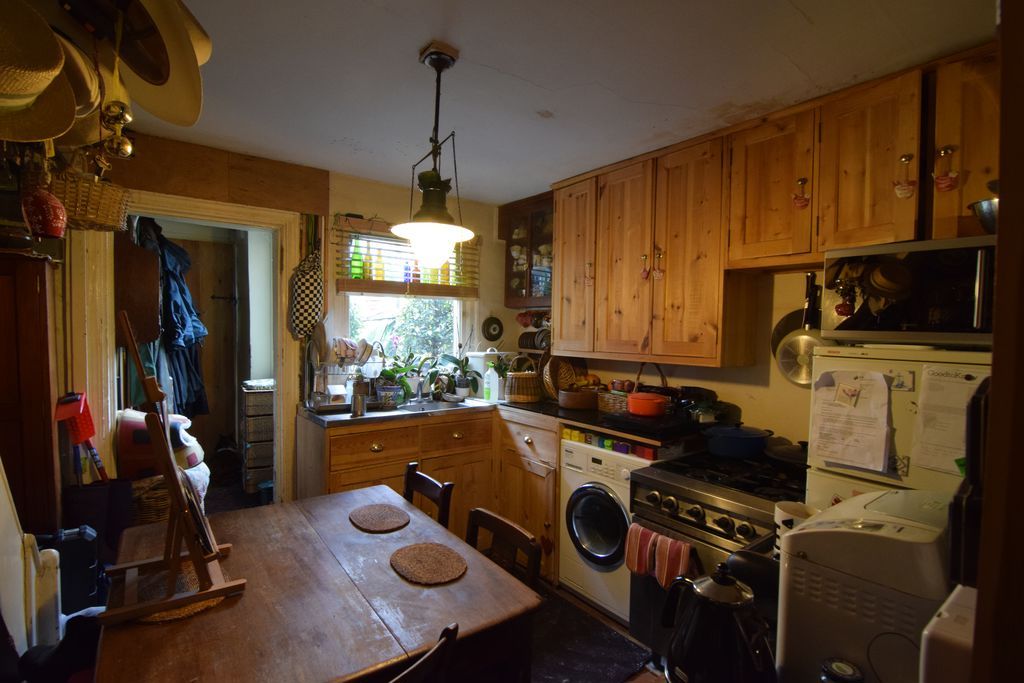 Property photo 3 of 10 Photo 16