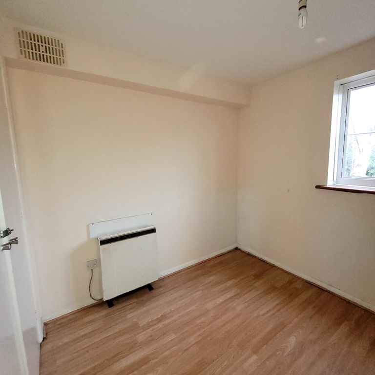 Property photo 2 of 6 Gallery