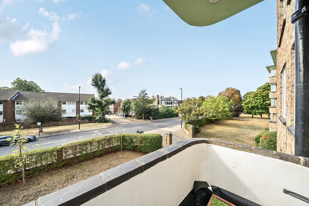 Property photo 3 of 18 Balcony