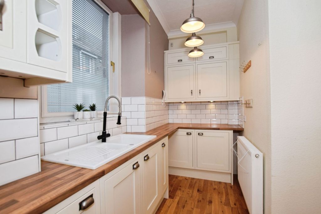 Additional image 9 of 3 bed maisonette for saleHigh Street, Perth PH1