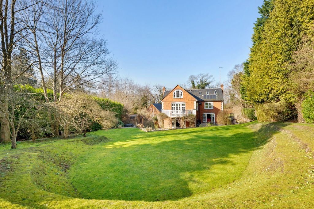 Property photo 3 of 22