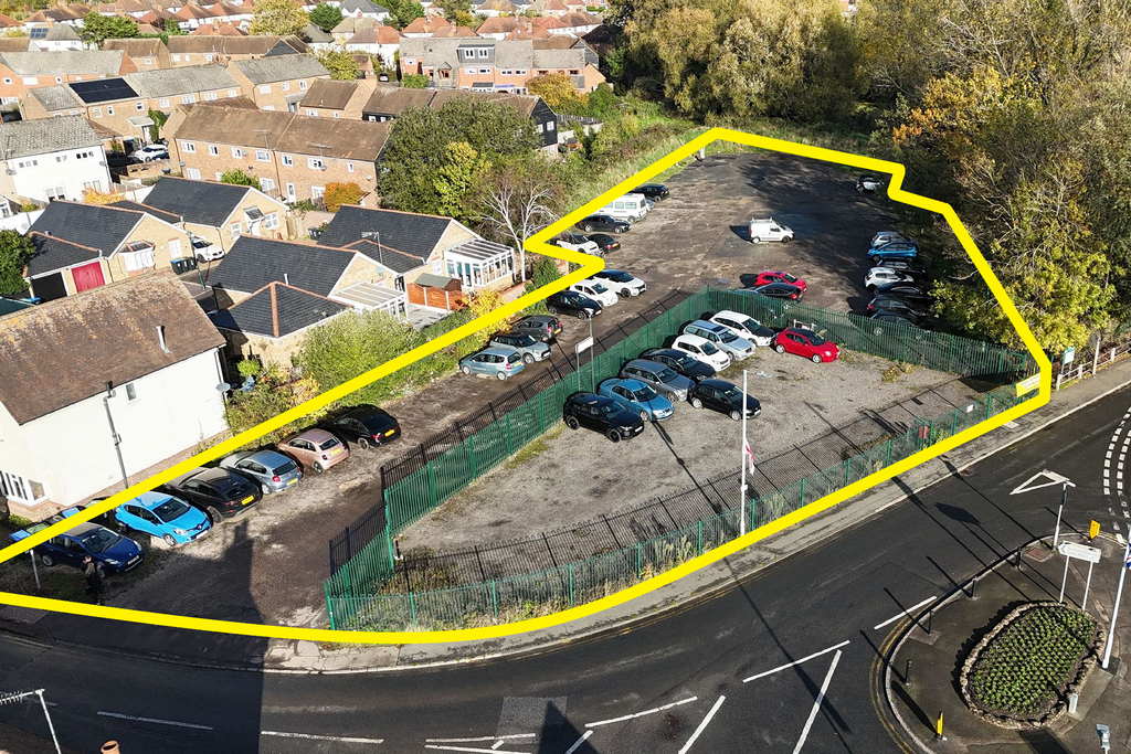 Property photo 1 of 7 Land On The North Side Of The Borough, Ongar, CM5 9Qu