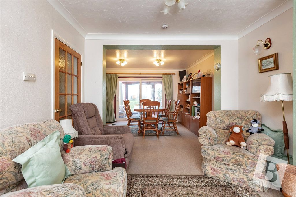 Property photo 3 of 16 Lounge/Diner