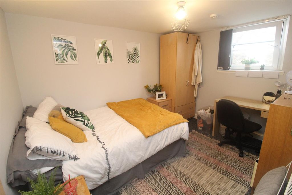 Property photo 2 of 12 Img_3853.Jpg