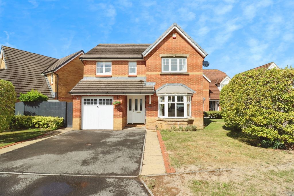 Property photo 1 of 31