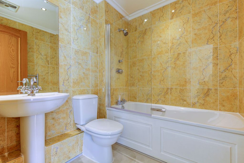 Additional image 26 of 2 bed flat for saleChateau Royale, Grouville JE3