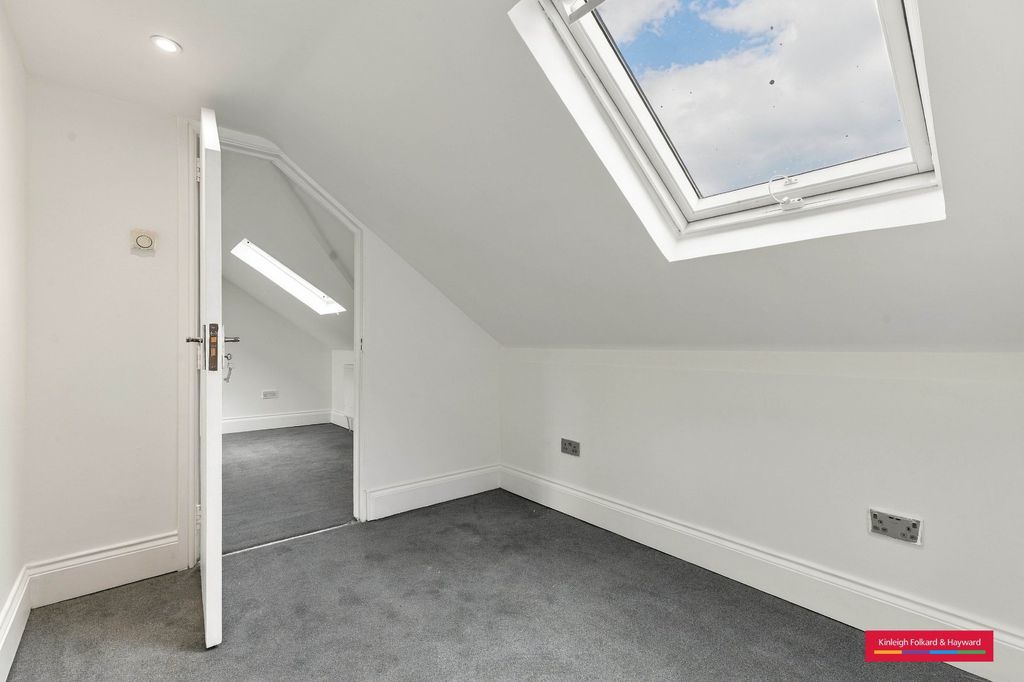 Property photo 3 of 12 Picture No. 06