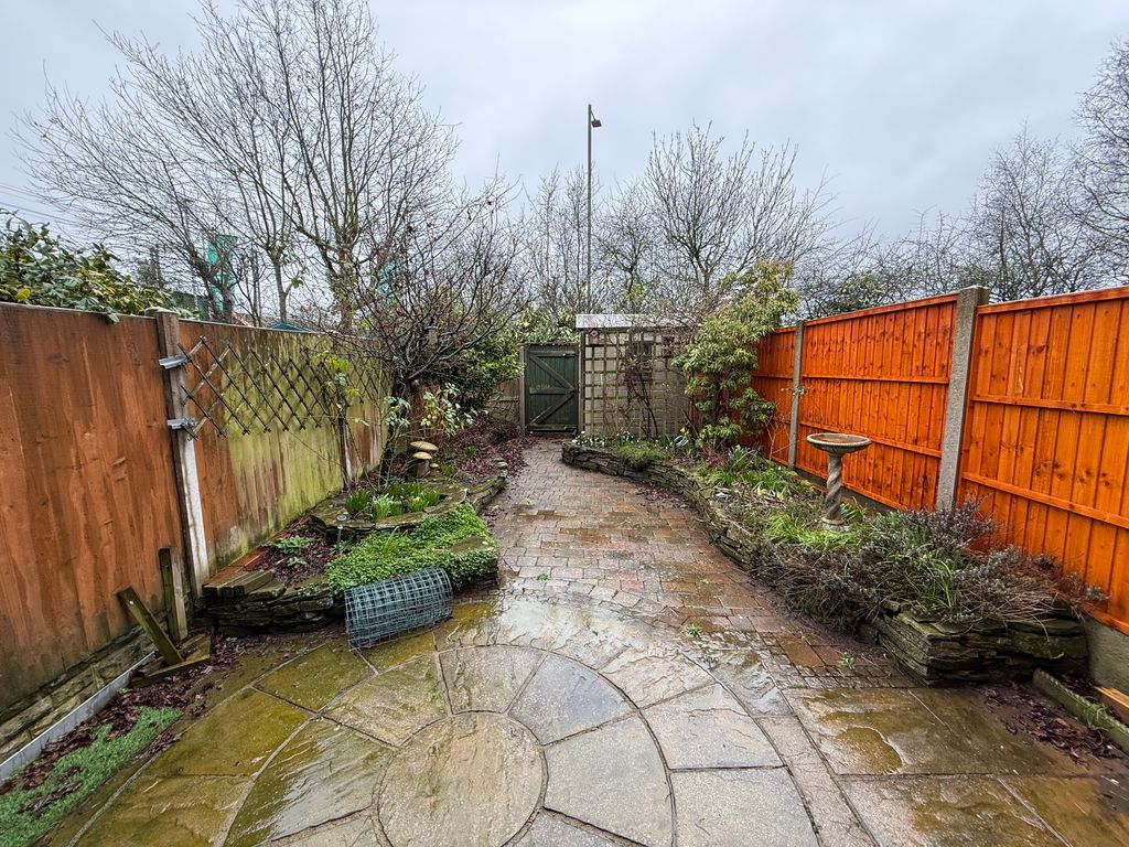 Property photo 2 of 9