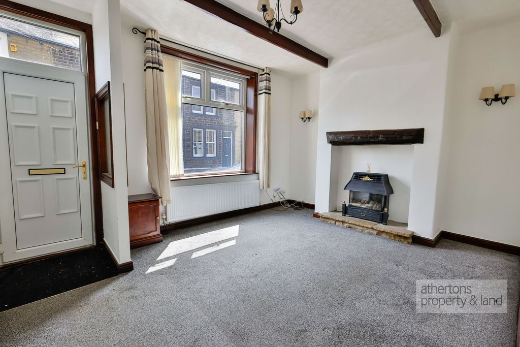 Property photo 3 of 19
