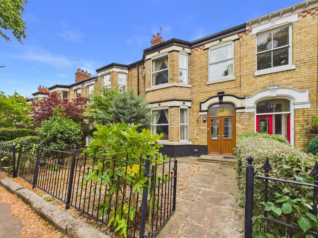 Property photo 1 of 17 4815034