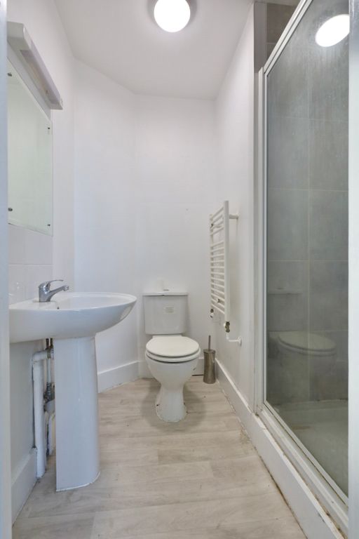 Property photo 3 of 3