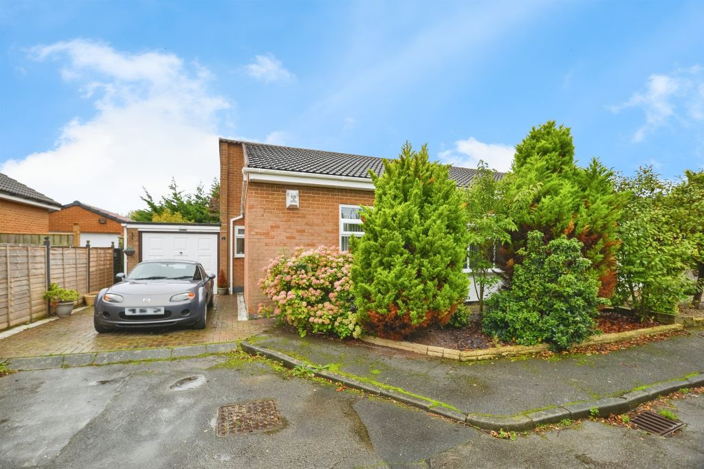 Property photo 2 of 17