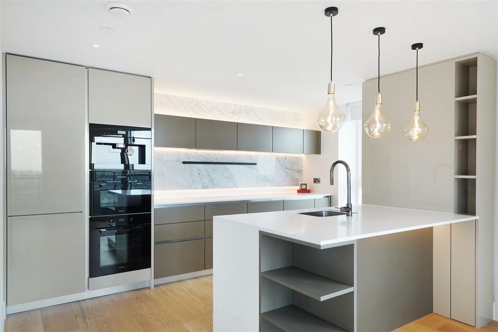 Property photo 2 of 14 Flat 169 Cassini Apartments - Ynnkkv9Clbsajsxwq946