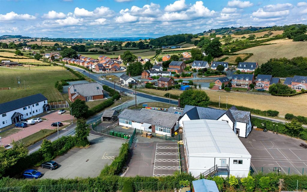 Property photo 2 of 37 2