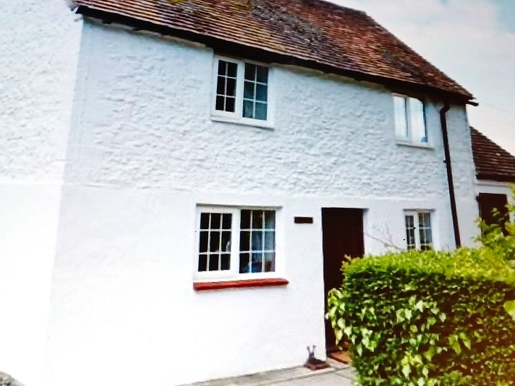 Property photo 2 of 21