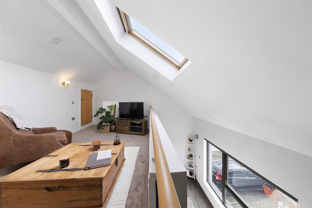 Property photo 3 of 23 1-3.Jpg