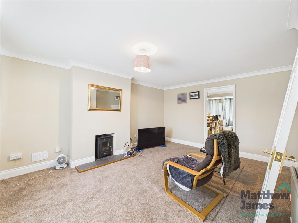 Property photo 2 of 14 Cam03063G0-Pr0122-Still001.Jpg