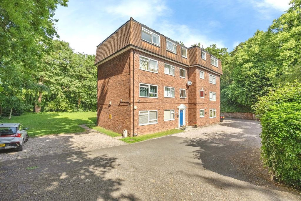 Property photo 1 of 11 Pbox-Img.Jpg