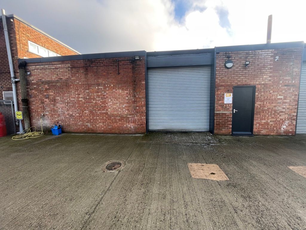 Property photo 1 of 8 Photo 14