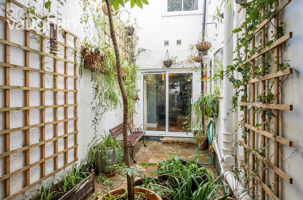 Property photo 1 of 11 Rear Garden
