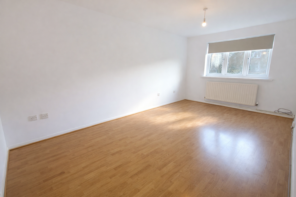 Property photo 2 of 13 Lounge