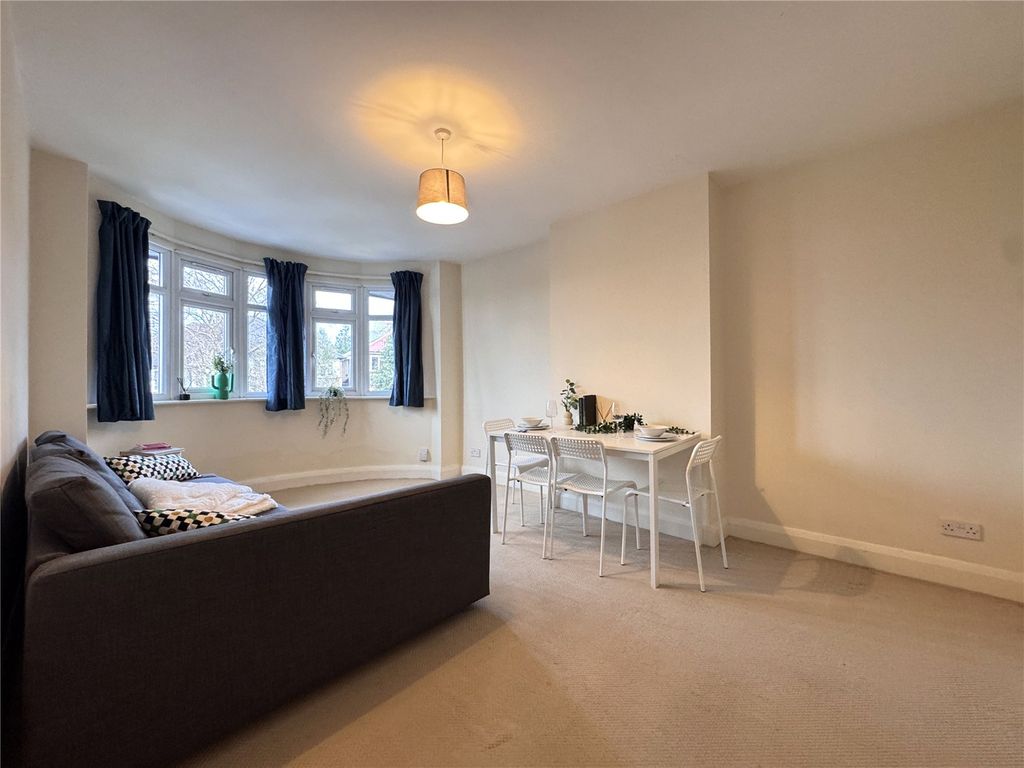 Property photo 2 of 15 Picture No. 20