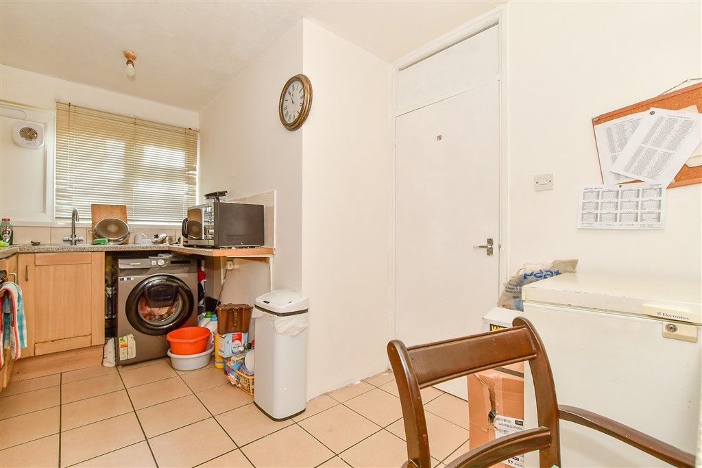 Property photo 3 of 13 Kitchen