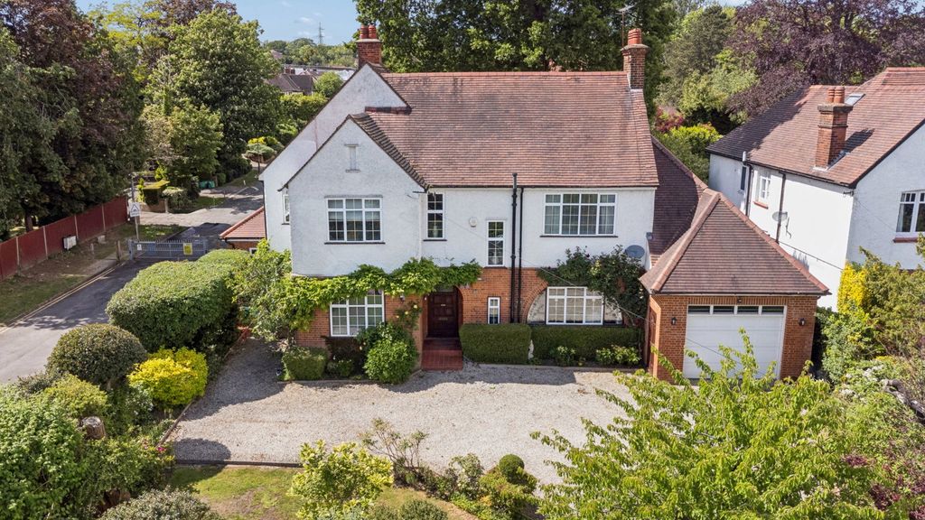 Property photo 1 of 30