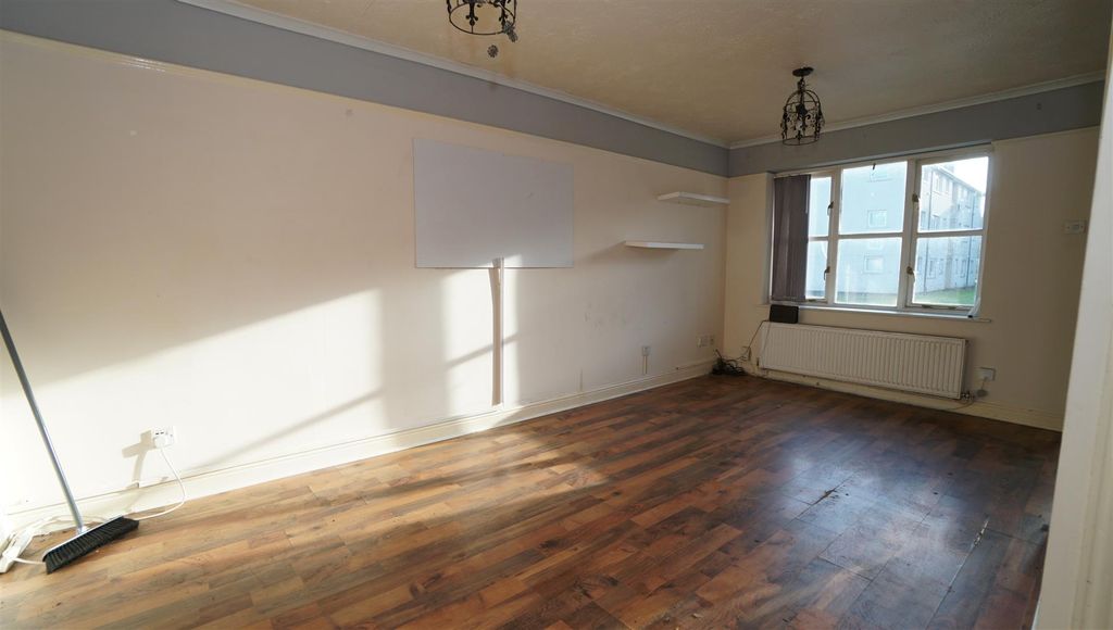 Property photo 2 of 12 Dsc08962.Jpg