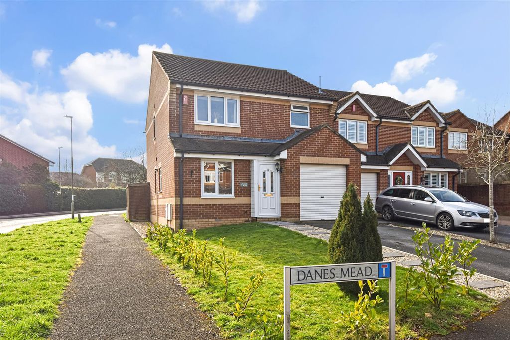 Property photo 1 of 23 Ph2_6433433.Jpg