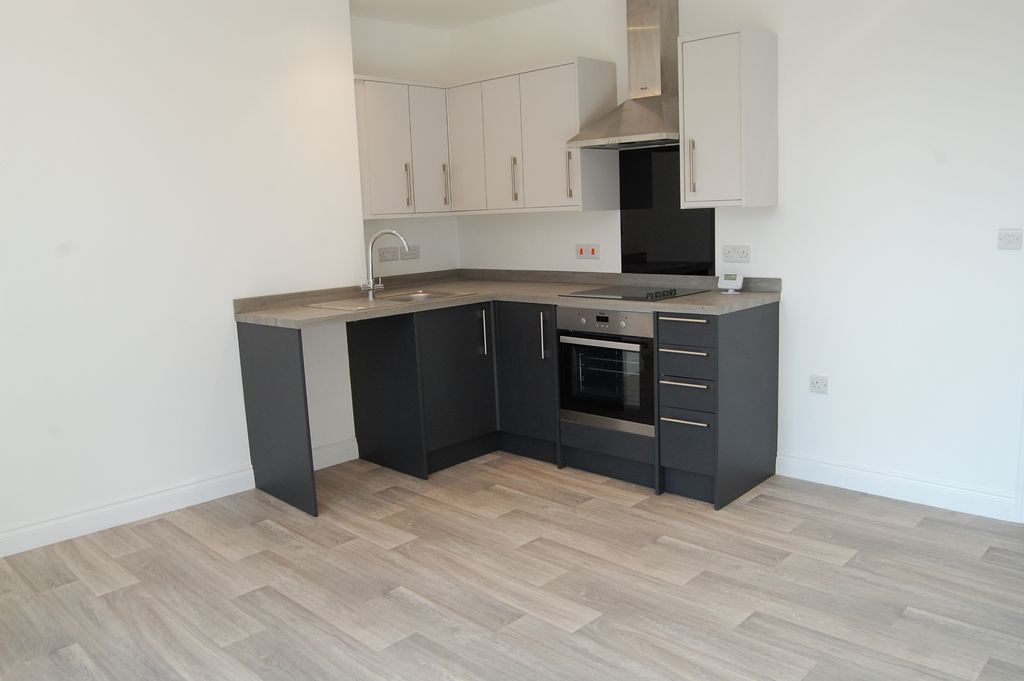 Property photo 3 of 8 Photo 3