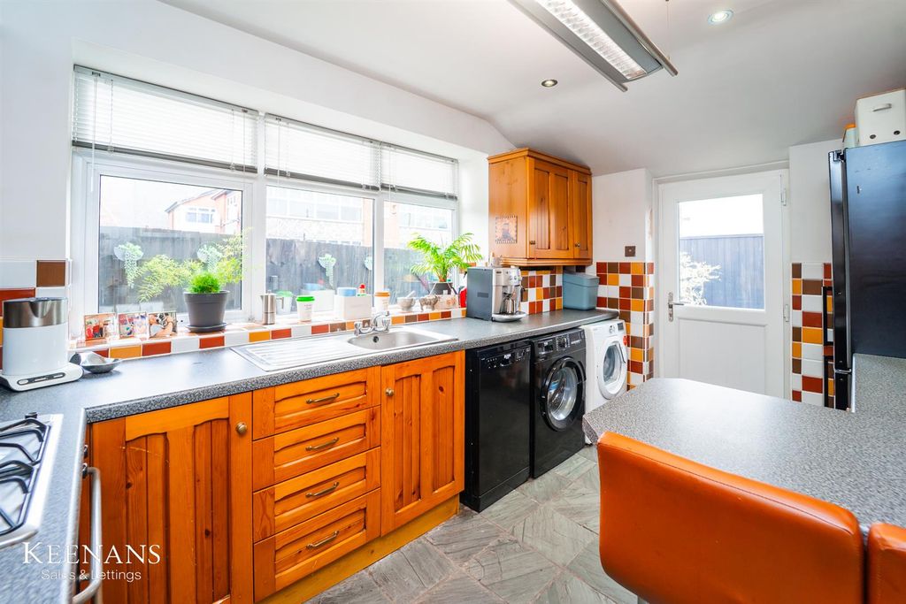 Property photo 2 of 27 4.Jpg