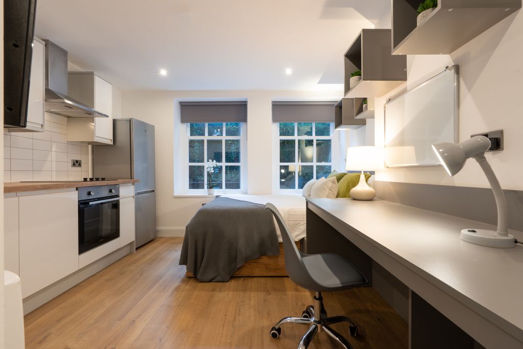 Property photo 2 of 4 Jesmond View Block A Studio 5 Bedroom 1