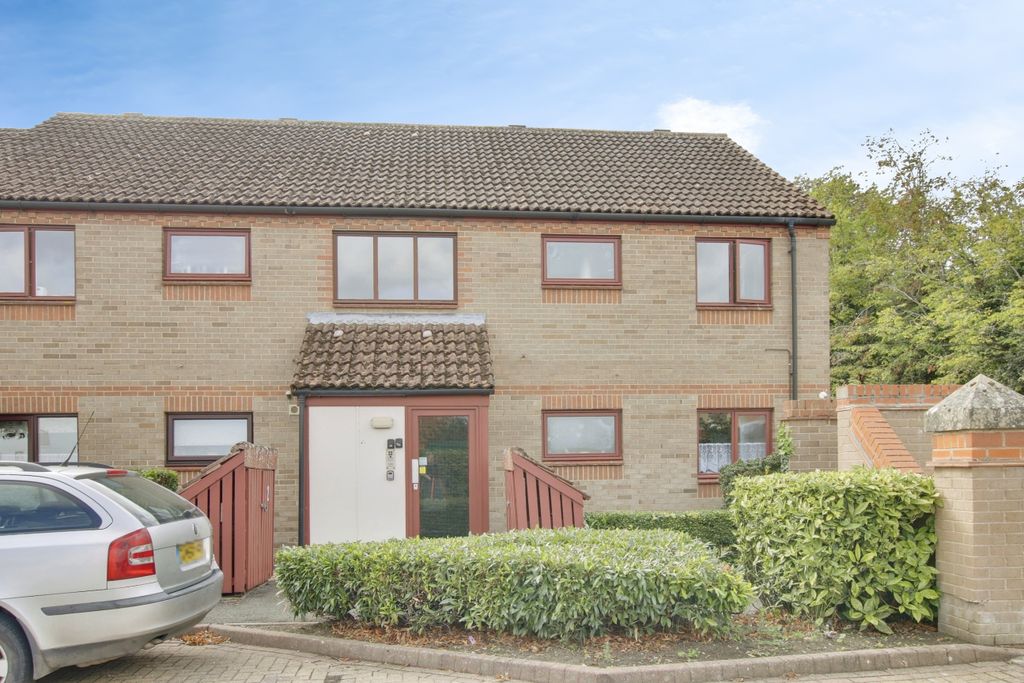 Property photo 1 of 10