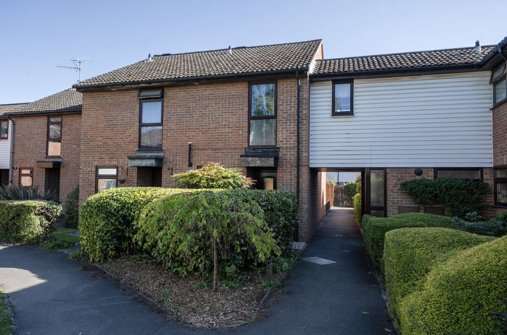 Property photo 1 of 26 1449810-2-69Ea469...