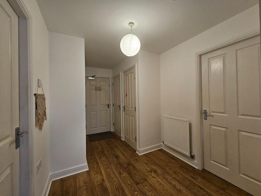 Property photo 2 of 12 Hallway