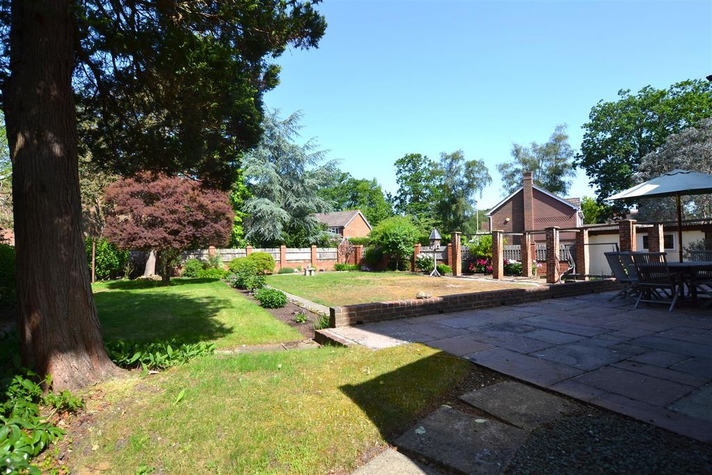 Additional image 26 of 4 bed detached house for saleFoxwood, Ancells Farm, Fleet GU51