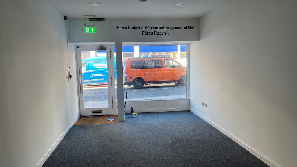 Property photo 2 of 5 Allied-Surveyors-Scotland-Retail-02