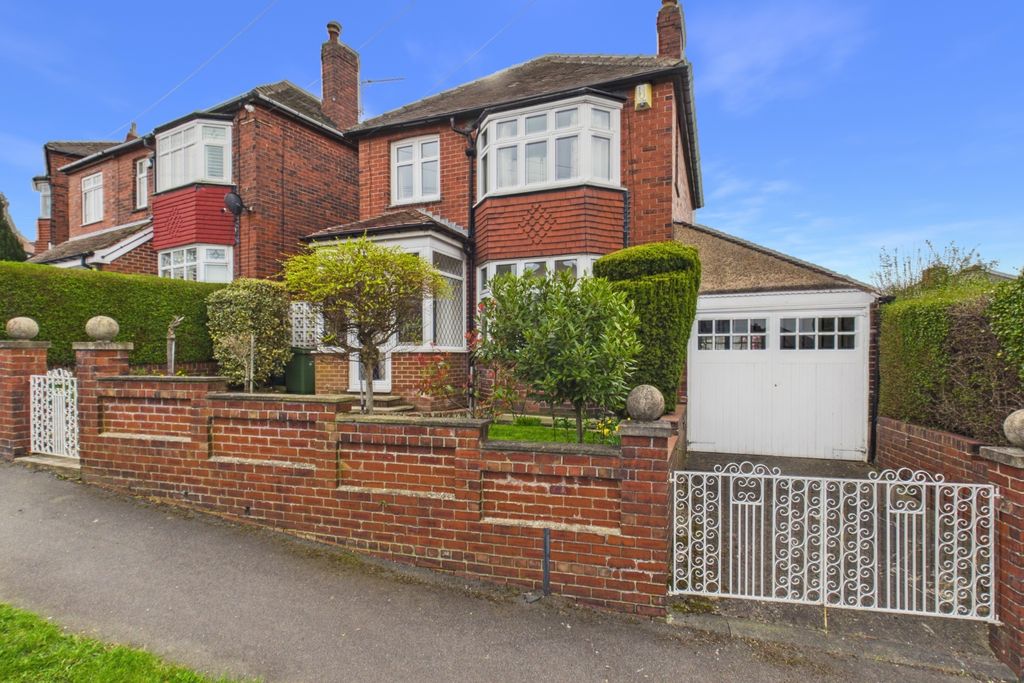 Property photo 1 of 24 Front External