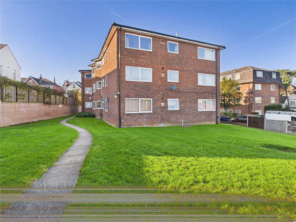 Property photo 1 of 10 Picture No. 19