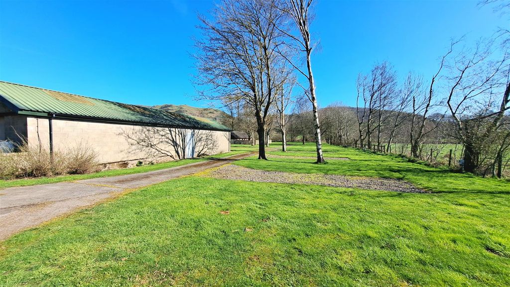 Property photo 2 of 47 Campsite