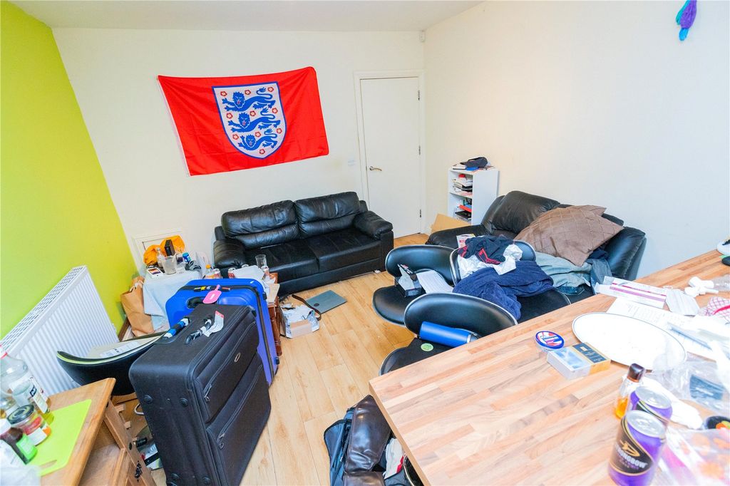 Property photo 3 of 20 Picture No. 14