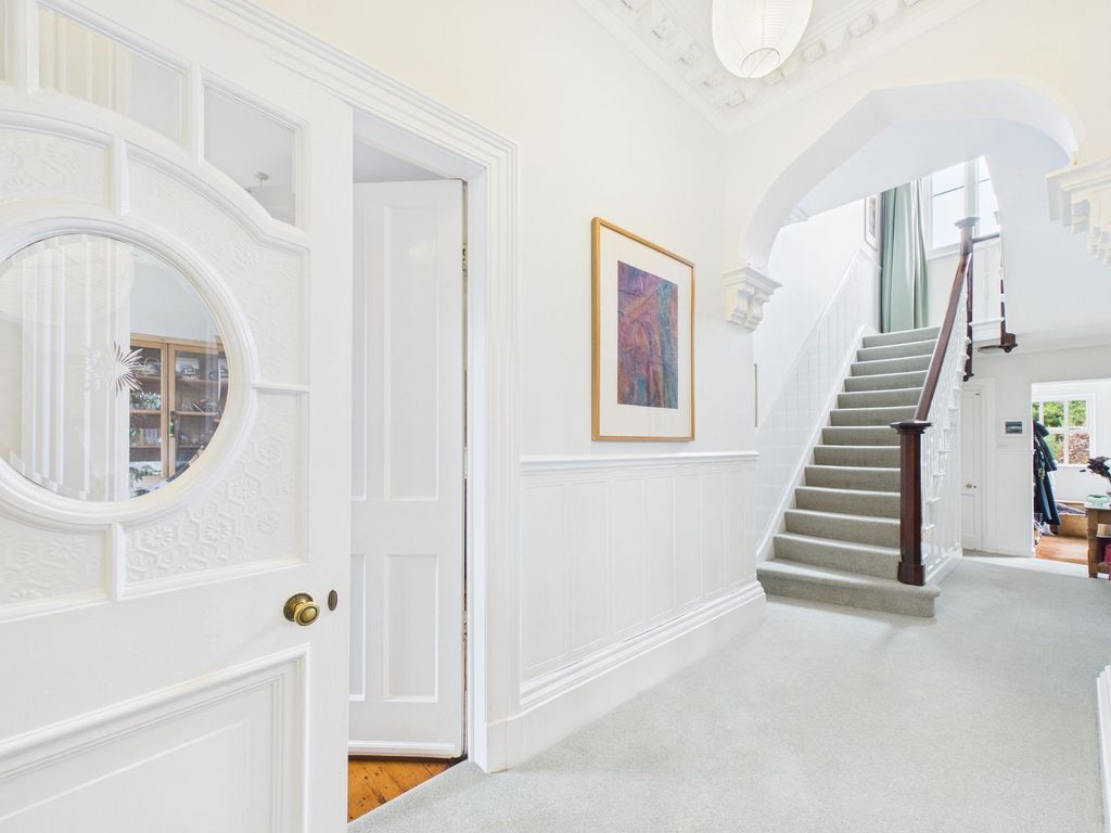 Property photo 3 of 56