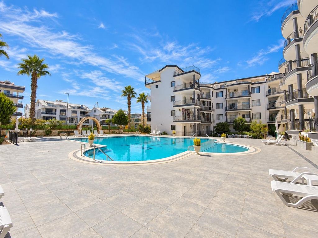 Property photo 1 of 25 A Sea View Two-Storey Didim Penthouse For Sale – Well Maintained Complex