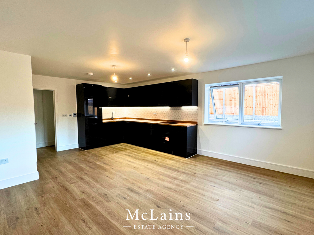 Property photo 3 of 5 Kitchen