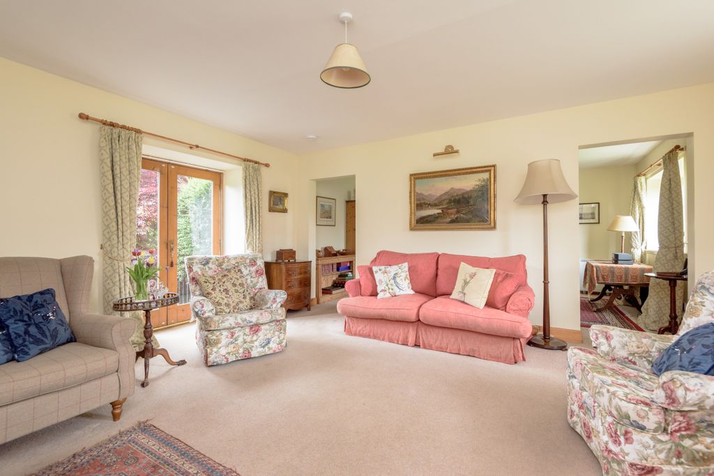 Property photo 3 of 17 Property Image 3
