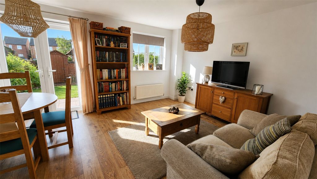 Property photo 2 of 12 Picture No. 03
