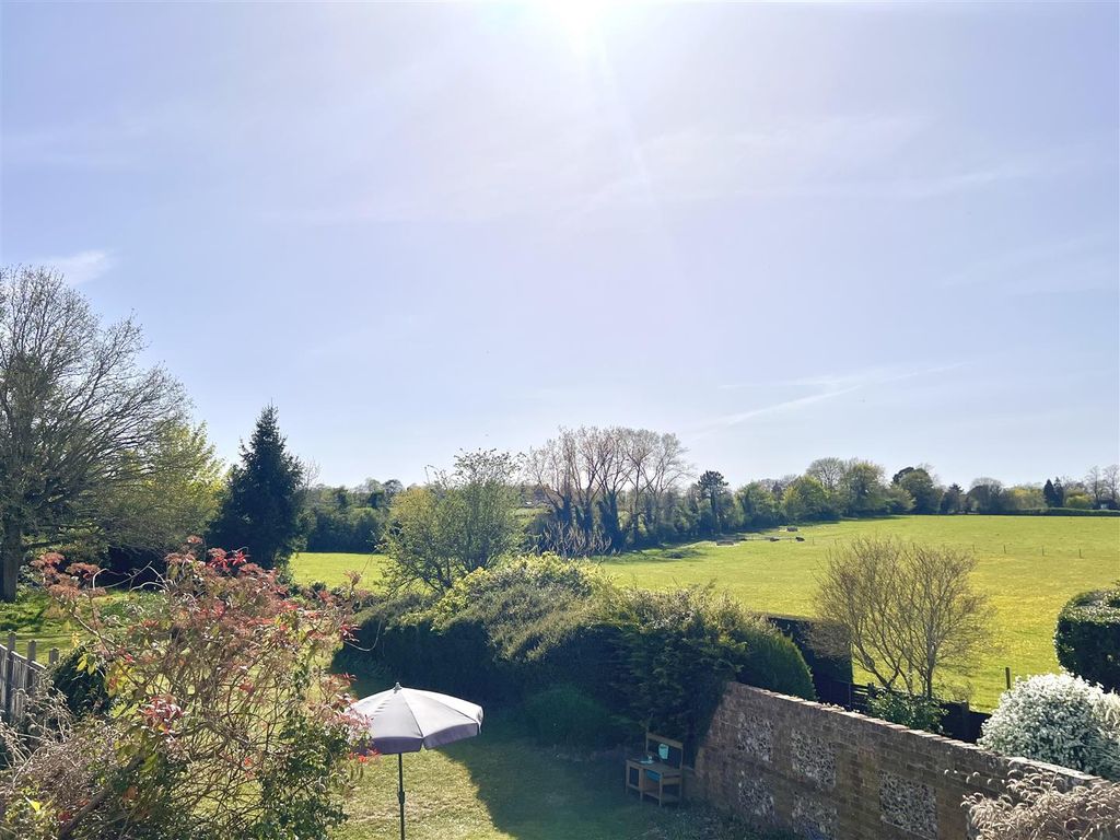 Property photo 1 of 17 Garden View.Jpeg